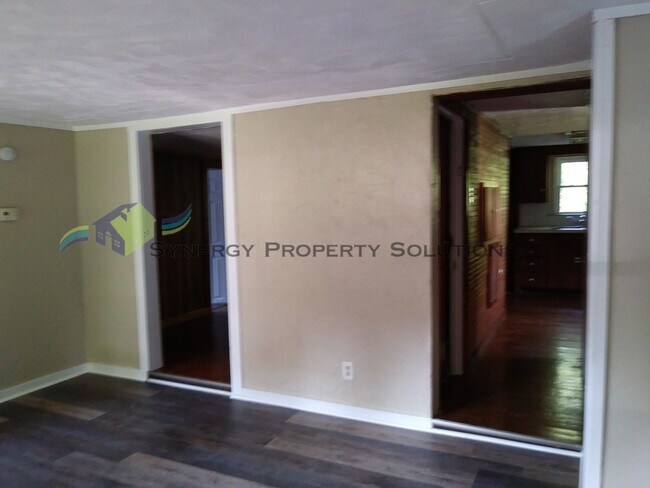 Building Photo - Madison Ranch