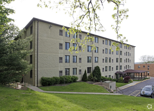 Shaler Oaks - 1122 Mt Royal Blvd Pittsburgh PA 15223 | Apartment Finder