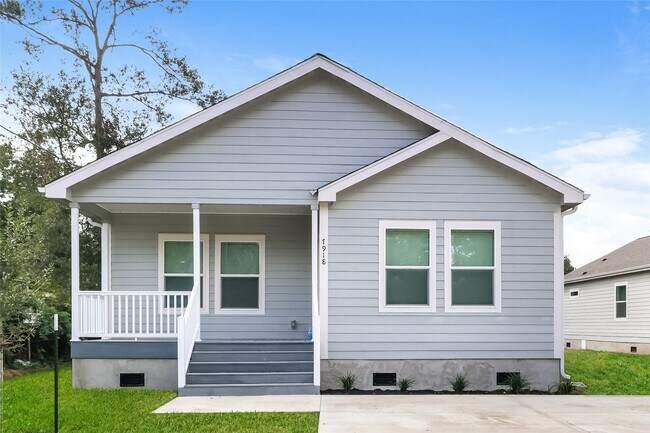 Primary Photo - 7909 Record St