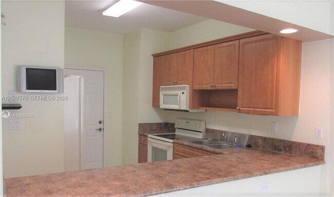 Building Photo - 12738 SW 49th Ct
