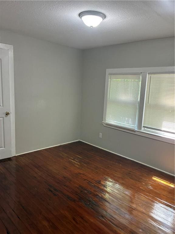 Building Photo - 558 Westwood St