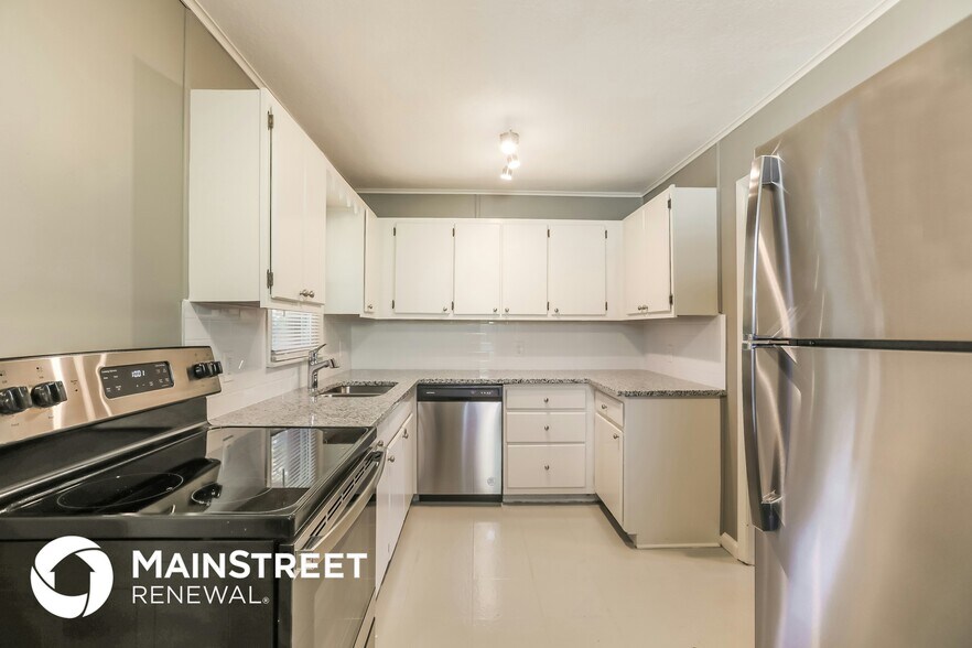 Building Photo - 7921 Brooklyn Ave