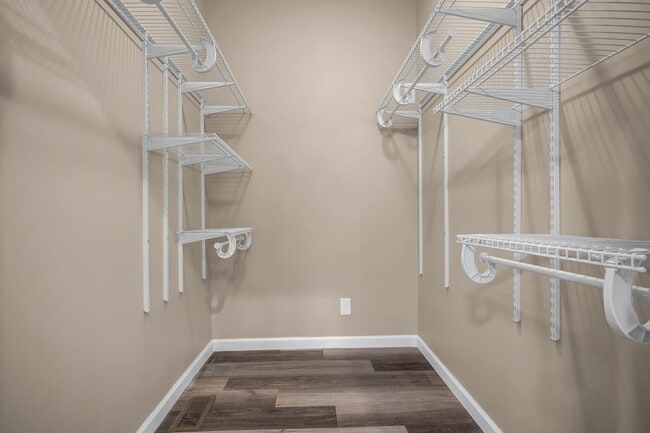 Building Photo - 1911 9th Ave N