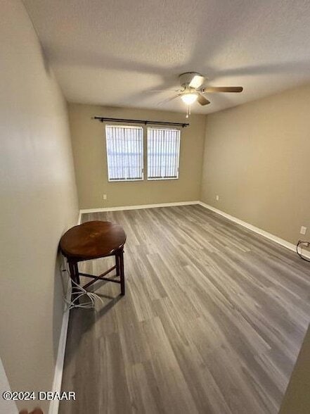 Building Photo - 164 Kingbird Cir