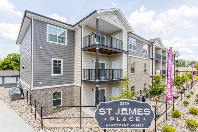 Building Photo - St. James Place - Modern Living in the Heart of New Albany