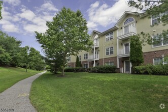 Building Photo - 121 Courter Rd