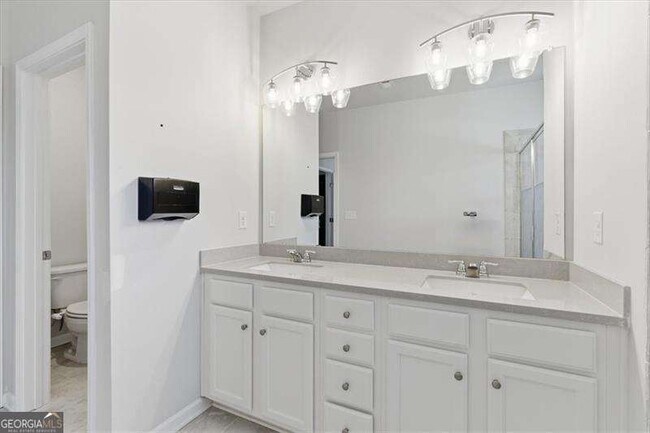 Building Photo - 2565 Cherry Birch Ln