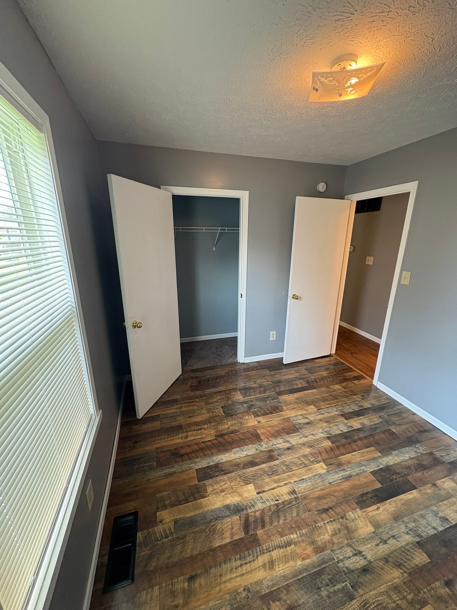 Building Photo - 1835 Carpenter Cir