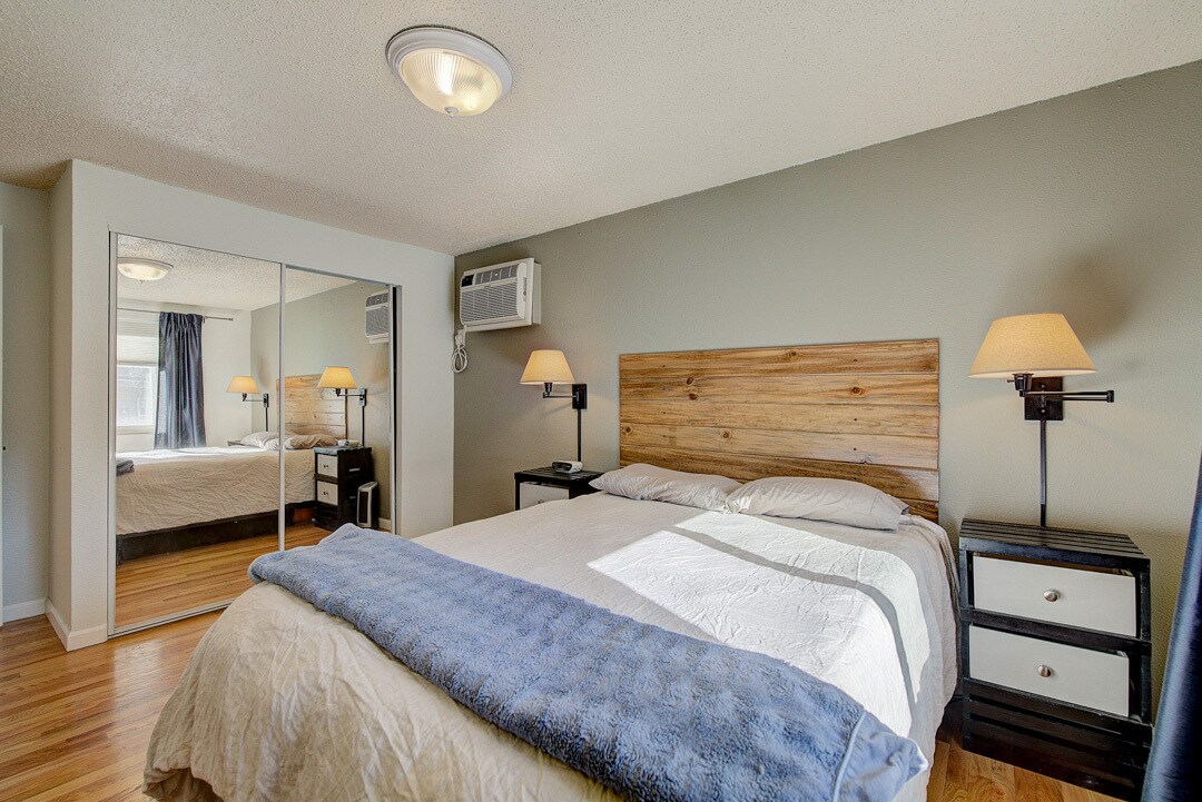 Building Photo - 155 S Pennsylvania St