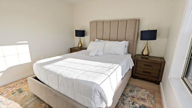 Building Photo - 228 Maryland Park Dr