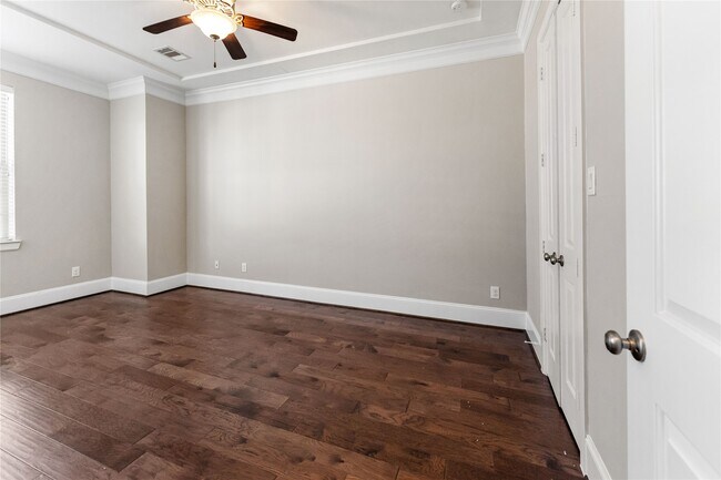 Building Photo - 2720 Church Wood Dr