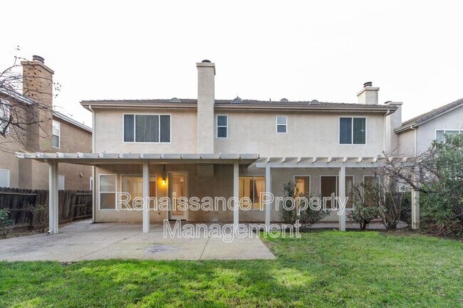 Building Photo - 492 Quail Run Cir