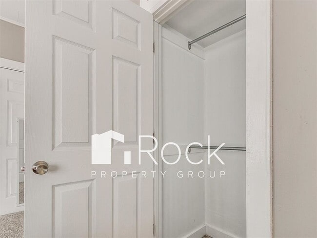 Building Photo - Remodeled 3 Bedroom Bungalow in OKC's Plaza District *Half Off 1st Month's Rent*