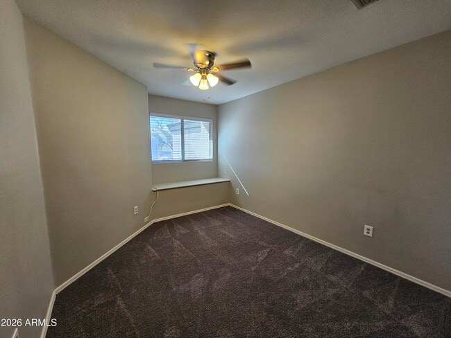 Building Photo - 1142 W Sandy Banks