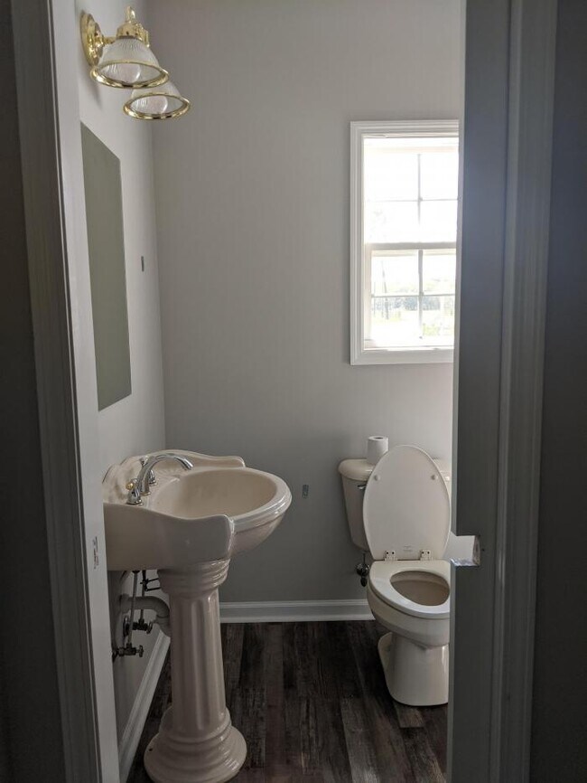 Building Photo - 3 bedroom in Adel GA 31620