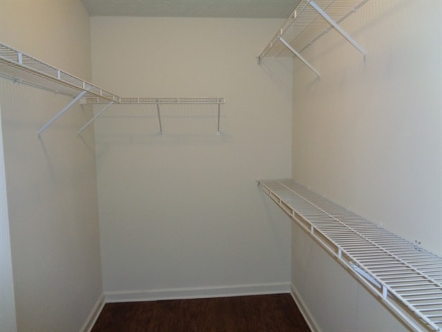 Building Photo - 840 James Ridge Dr