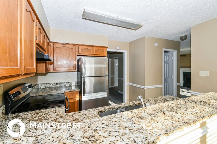 Building Photo - 5578 Kindle Creek Dr