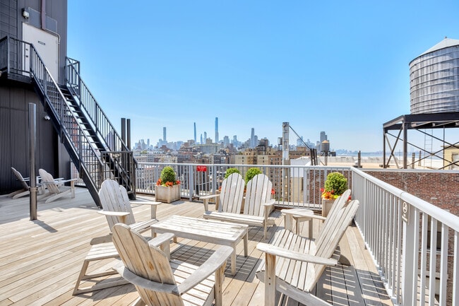 Building Photo - 340 W 86th St