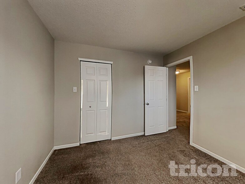 Building Photo - 3222 Black Forest Ln