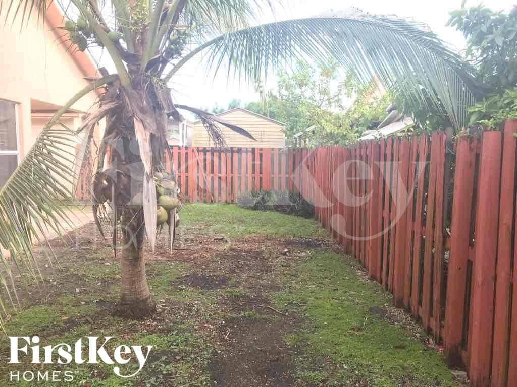 Building Photo - 25024 SW 128th Pl