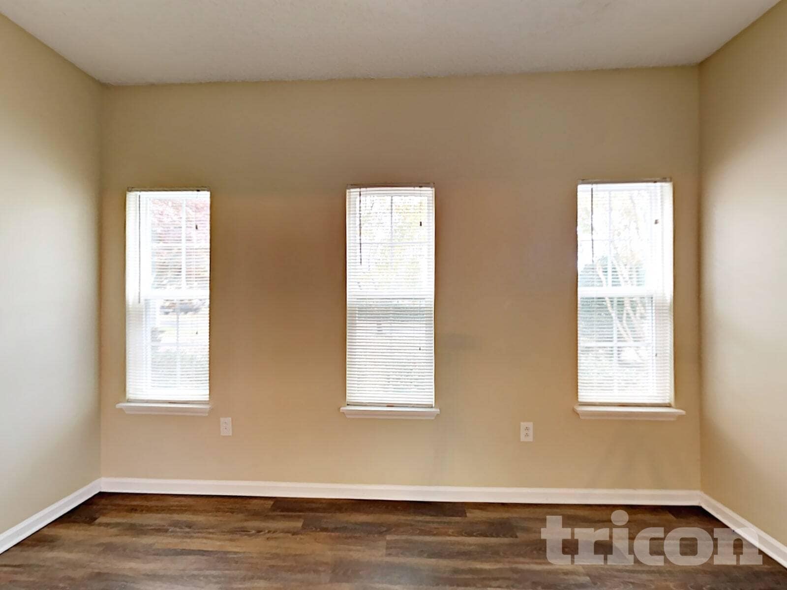 Building Photo - 9304 Twin Trail Dr