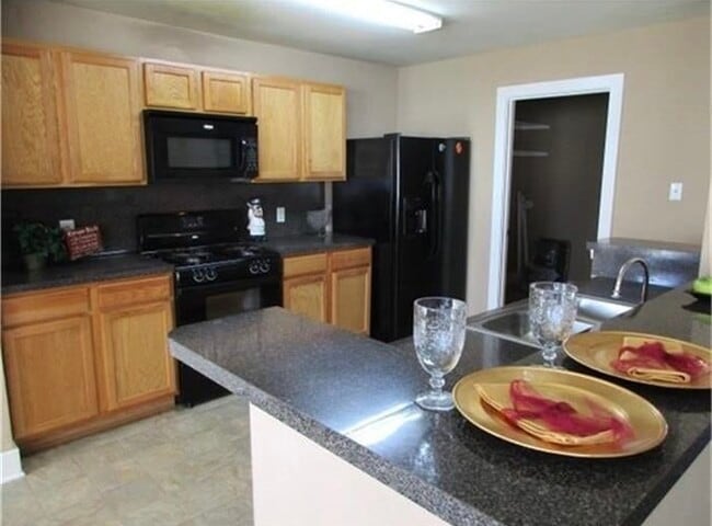 Building Photo - 1035 Grassy View Dr