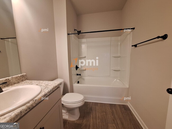 Building Photo - 5219 City Walk Dr