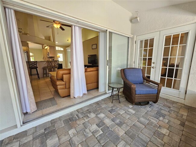 Building Photo - 1180 Palmetto Dr