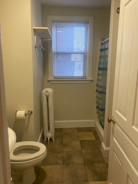 Building Photo - 2514 Market St