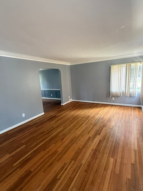 Building Photo - 14424 Rutherford St