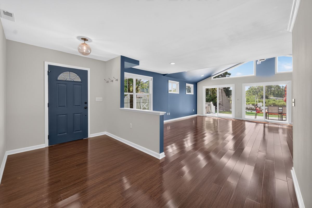 Building Photo - 1035 Chester River Dr