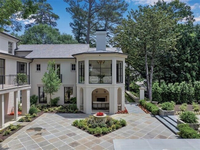 Building Photo - 3625 Tuxedo Rd NW