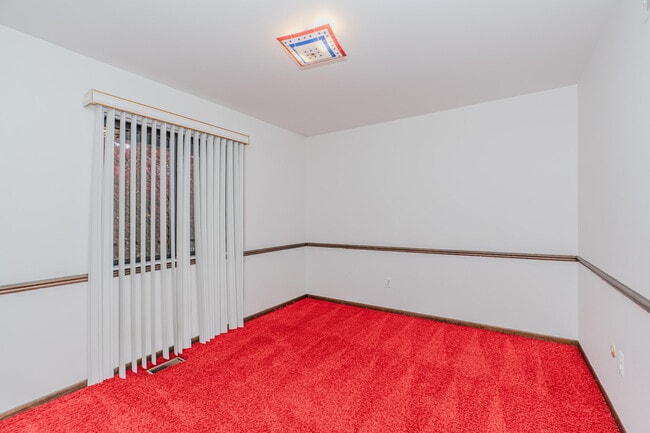 Building Photo - 22745 Wrexford Dr