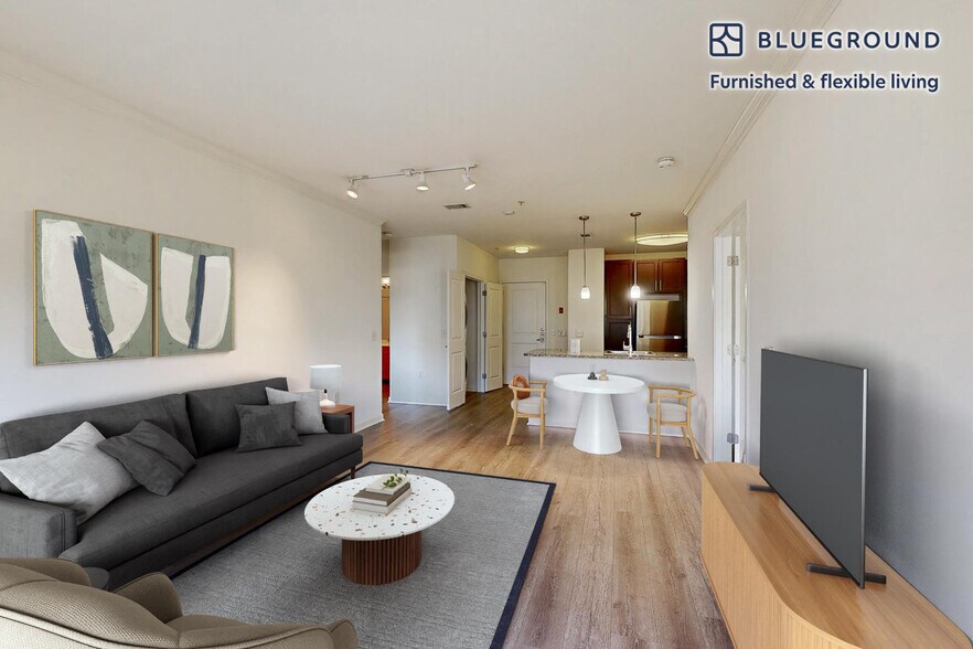 Building Photo - 80 N Central Ave