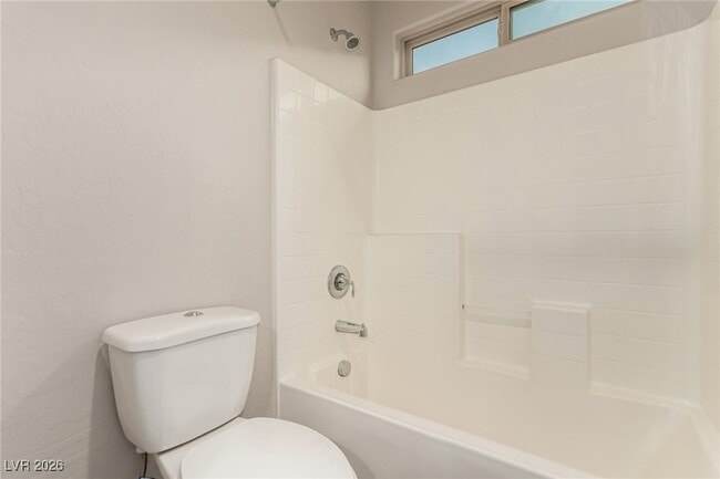 Building Photo - 788 Forest Peak St