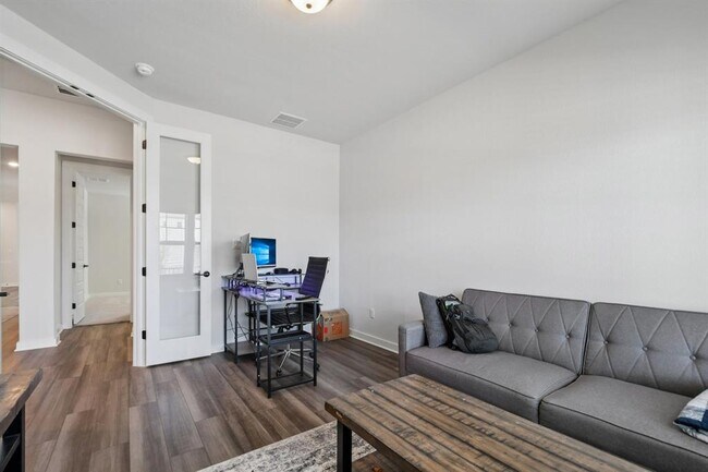 Building Photo - 292 Big Banyan Dr