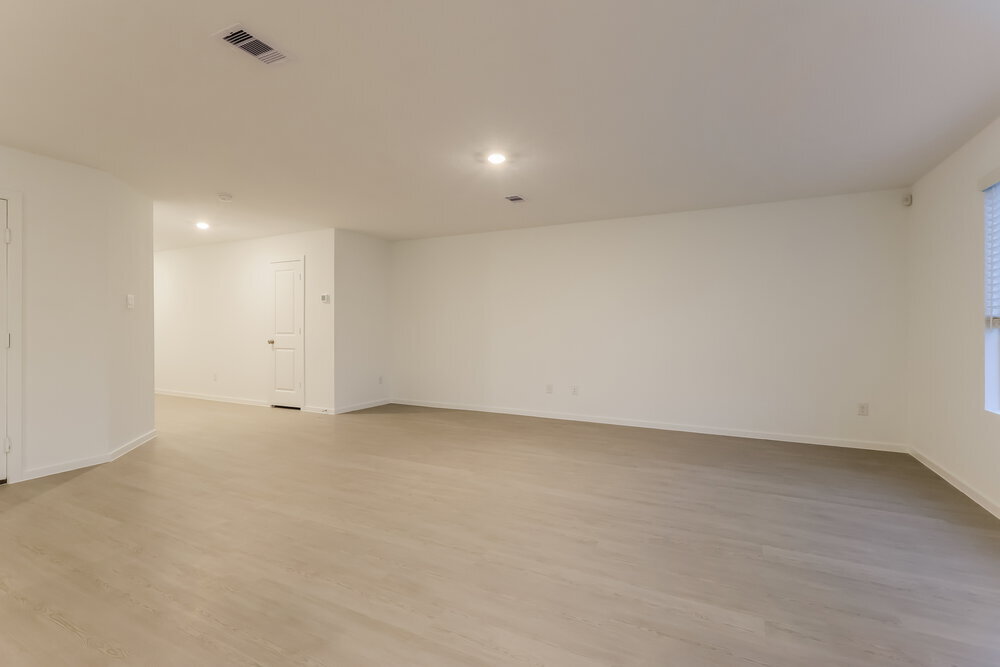 Building Photo - 15254 Abella Dr