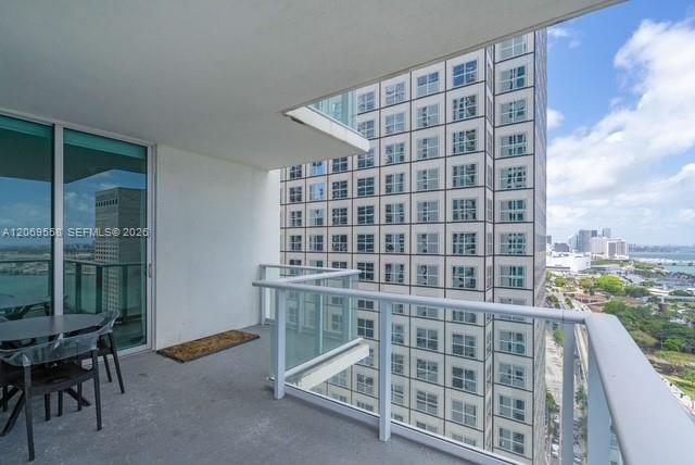 Building Photo - 300 S Biscayne Blvd