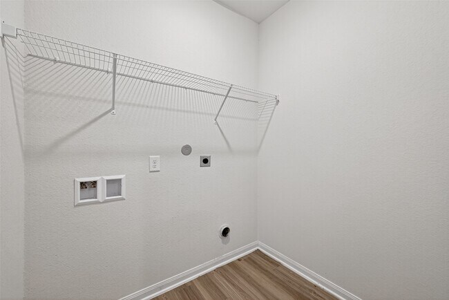 Building Photo - 2112 Mule Ridge Dr