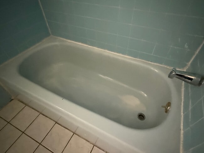 Building Photo - 4450 S Wood St