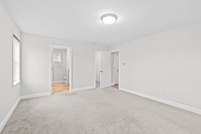 Building Photo - 145 Driftway