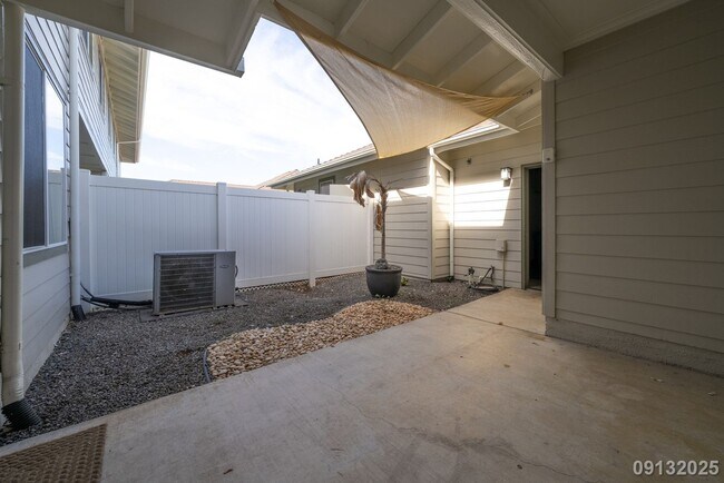 Building Photo - 3 Bed 3 Bath in Hoakalei