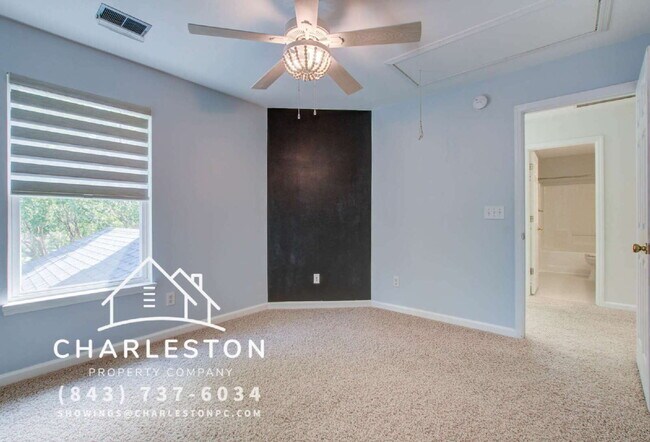 Building Photo - 2217 Daniel Island Dr