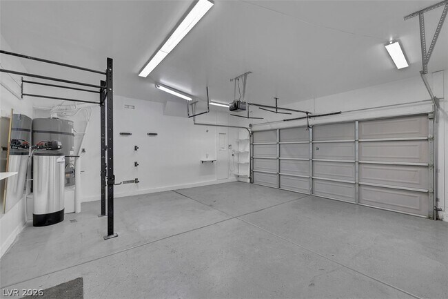 Building Photo - 10345 Grizzly Creek St