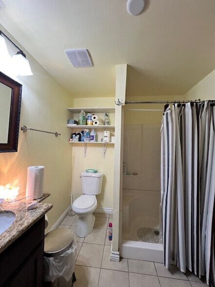 Building Photo - 4084 Creed Ave