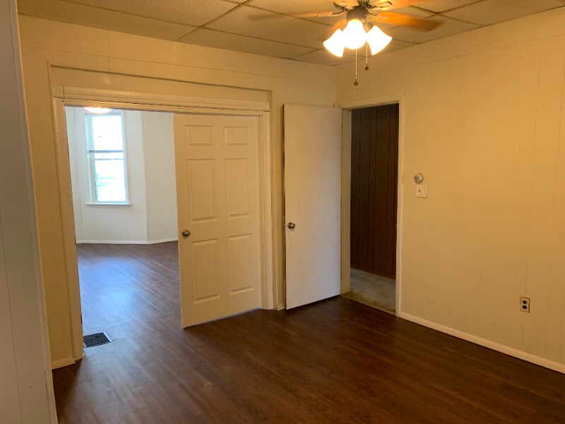 Building Photo - 148 S 17th St