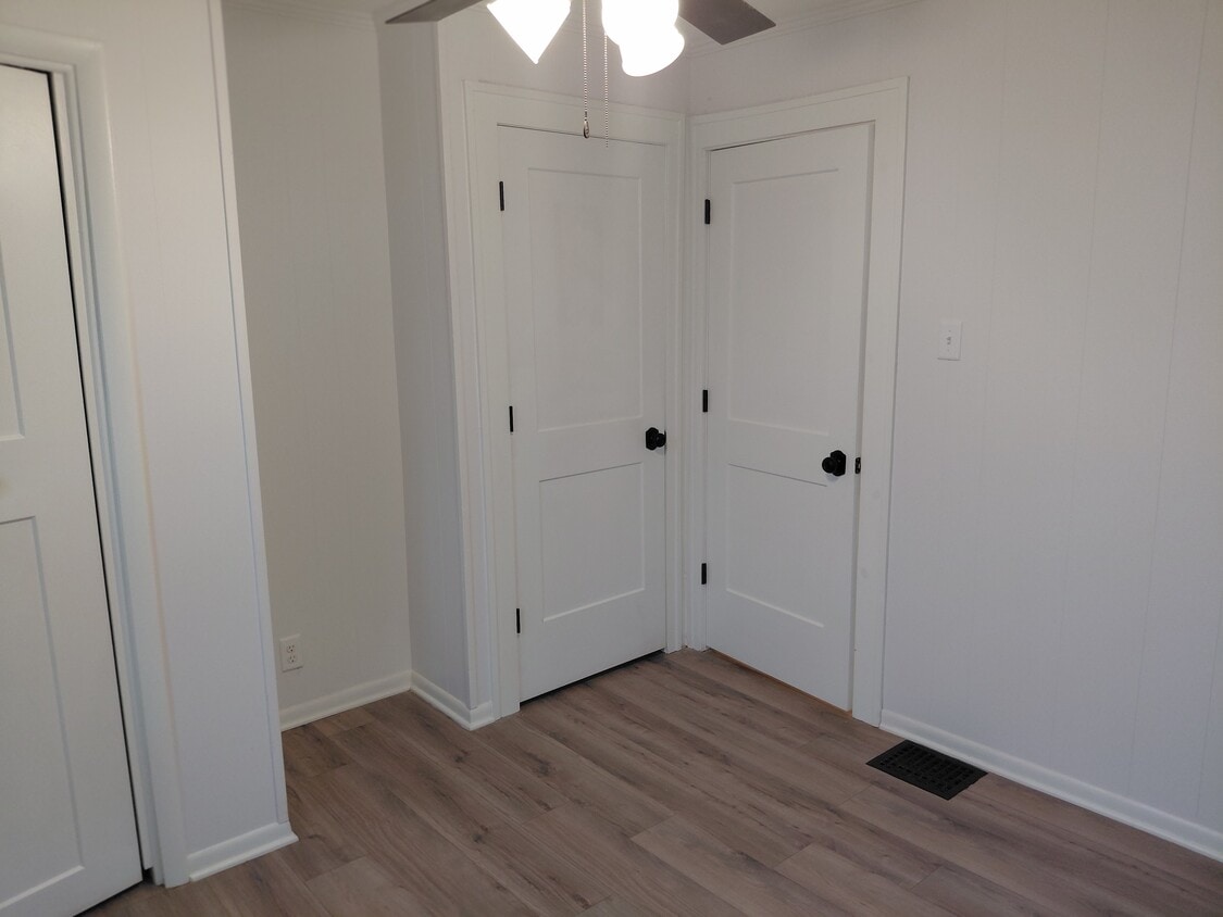 BEDROOM 3 - 2705 Barth Ave