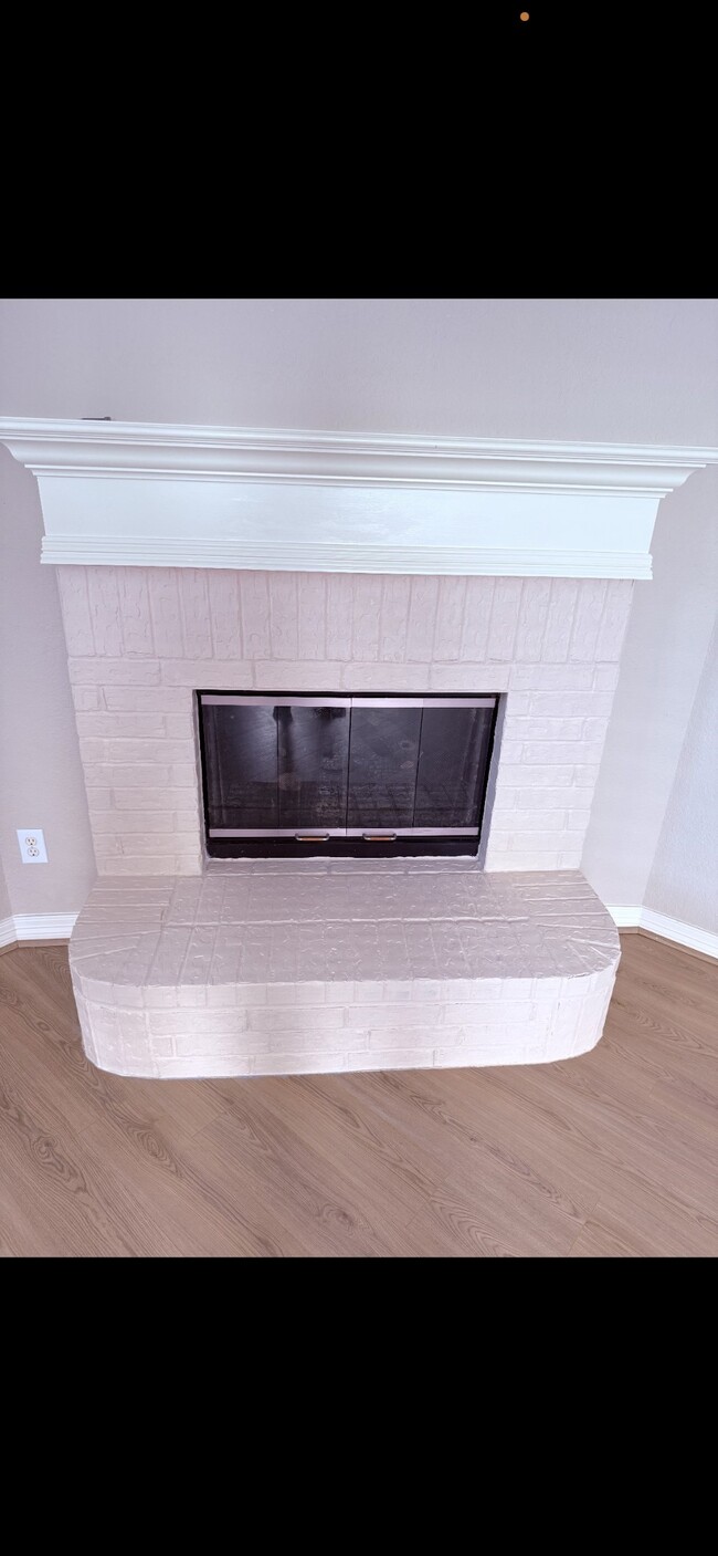 Building Photo - 7102 Casita Dr