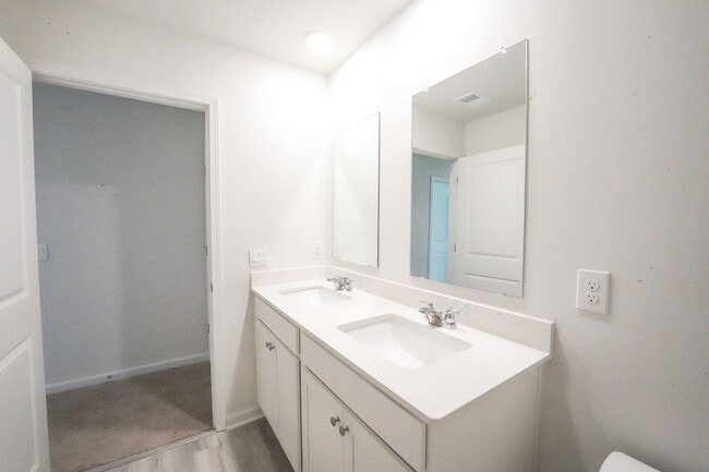 Building Photo - Available Soon!