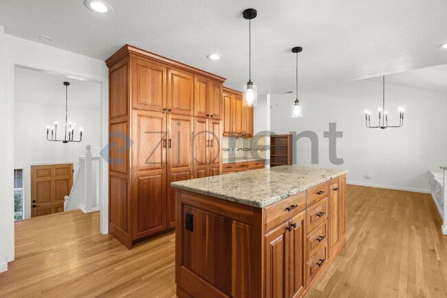 Building Photo - 10733 126th Pl NE